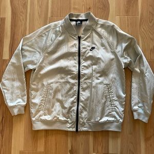 Men’s Nike Full Zip Jacket Size XL